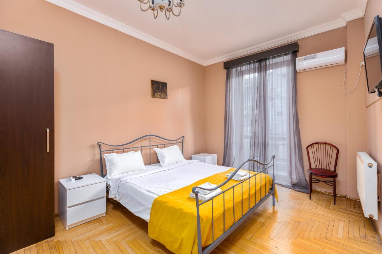 Sunny Hotel Tbilisi Exteriör bild